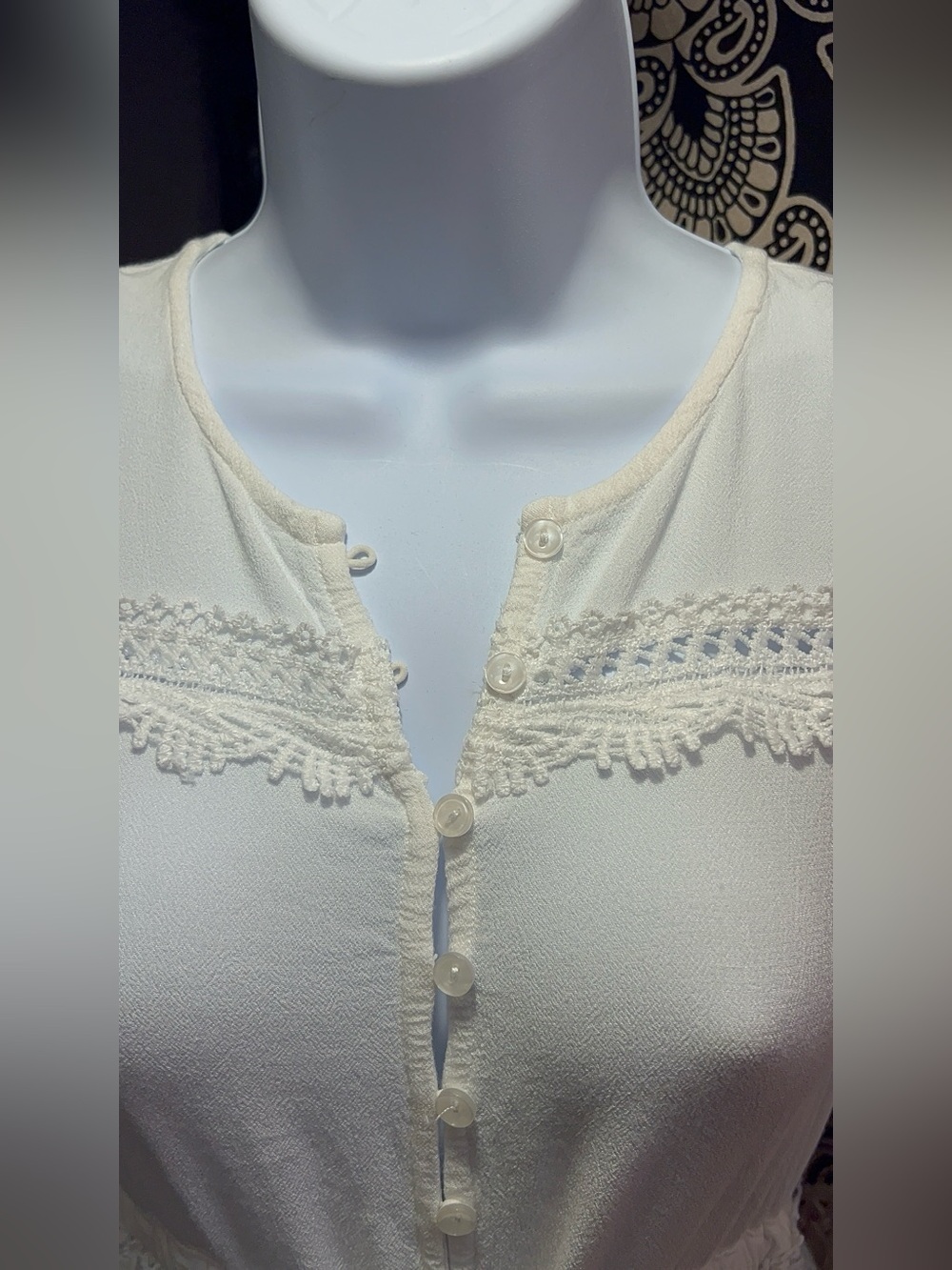 White Lace-Trim Maxi Dress with Tie Waist - Picture 6 of 10